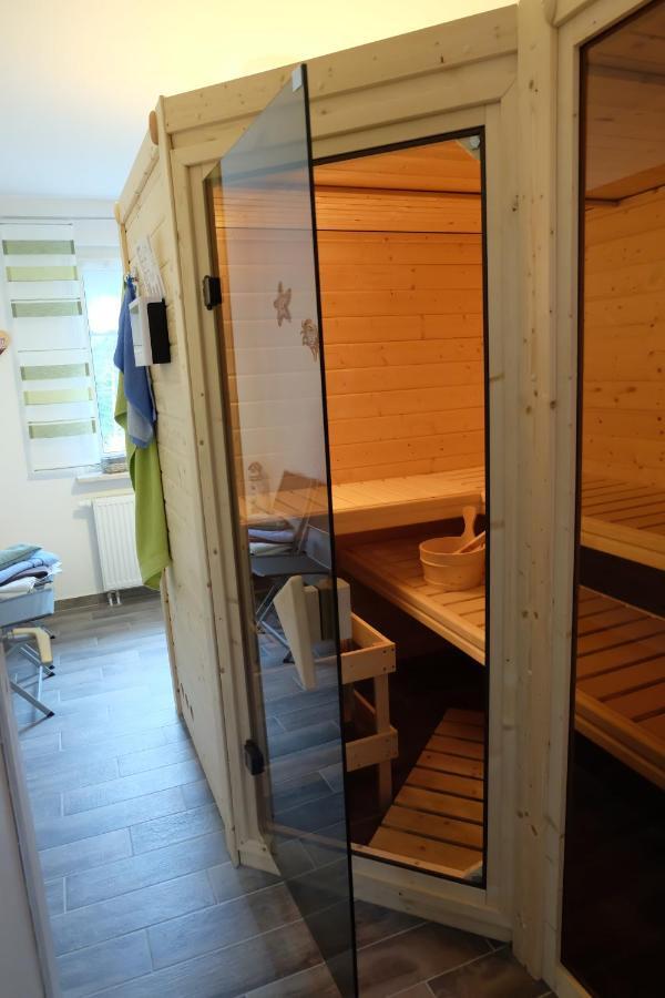 Ferienhaus Am Wald バート・エルスター エクステリア 写真